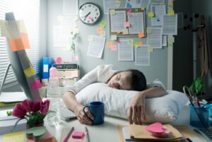 Хроническая усталость: причины, лечение, симптомы