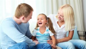 Как воспитать счастливого ребенка: мнение психолога